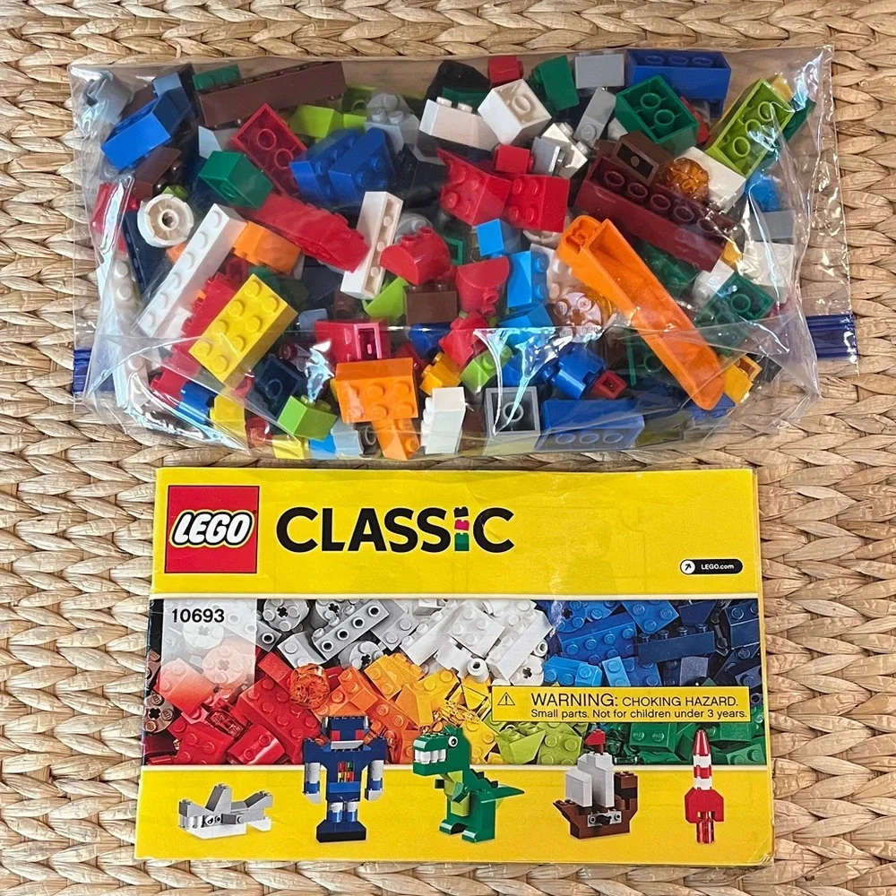LEGO Retired Classic Building Set (10693)